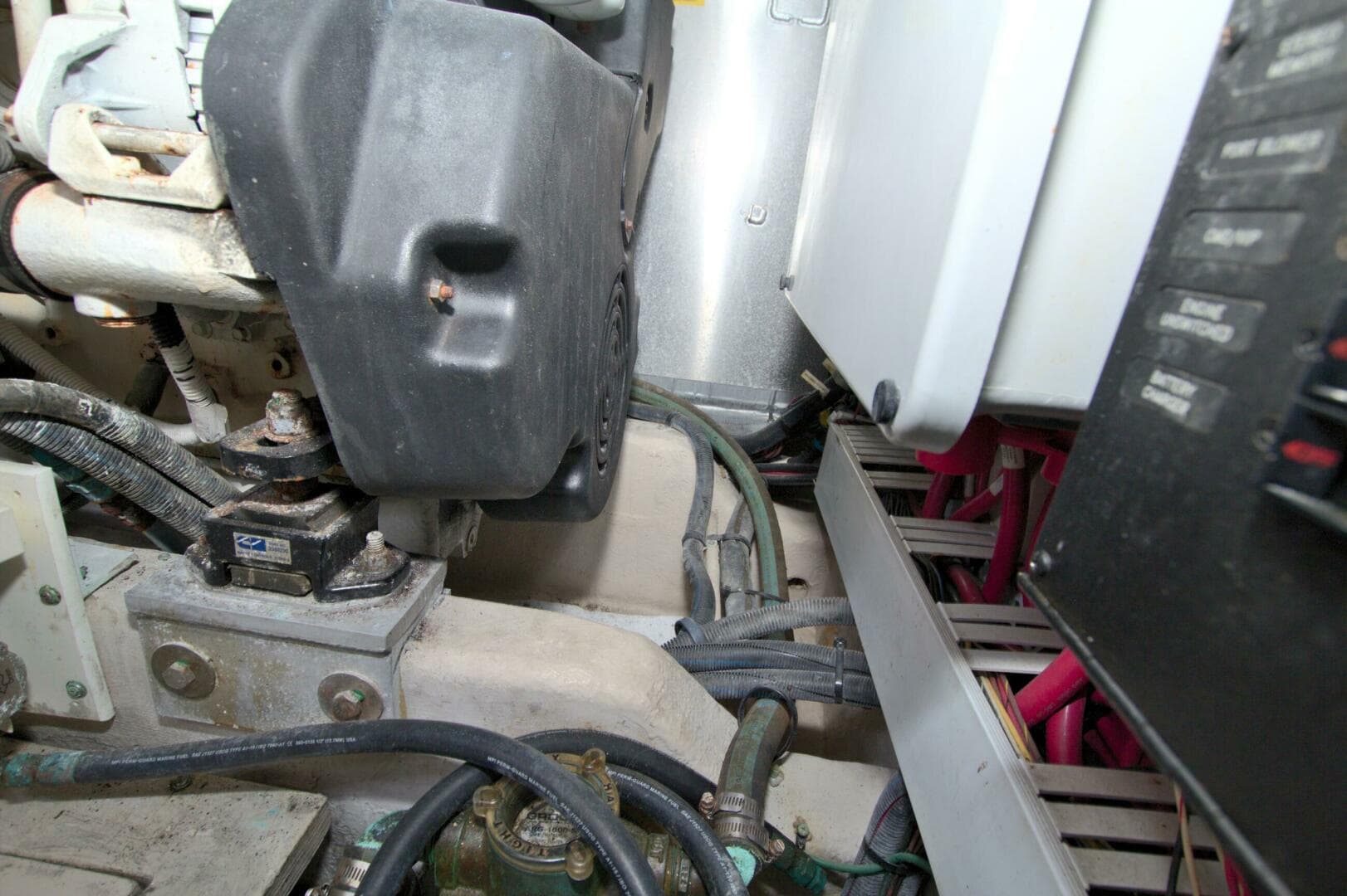 2013 Sea Ray 450 Sundancer — photo 58