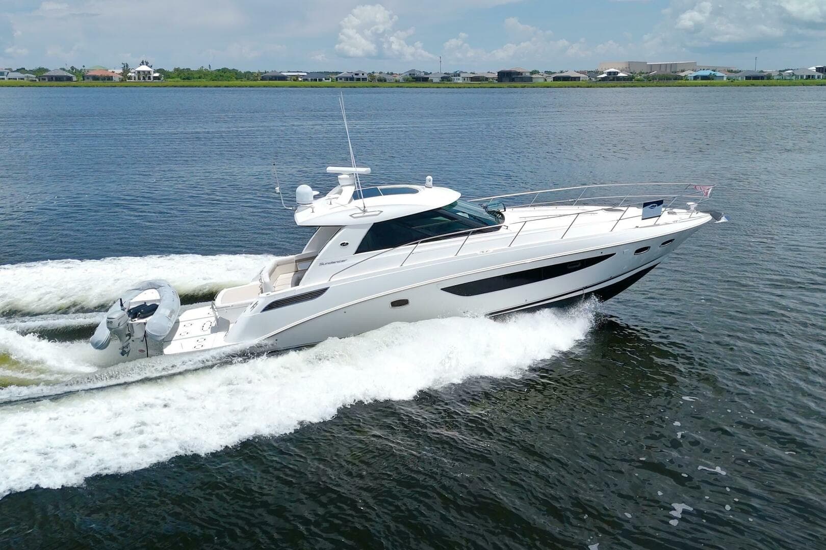 2013 Sea Ray 450 Sundancer — photo 7