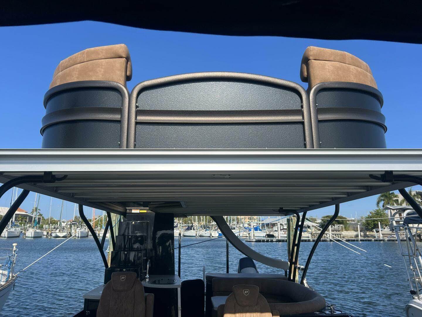 2023 Premier 330 Escalante — photo 4