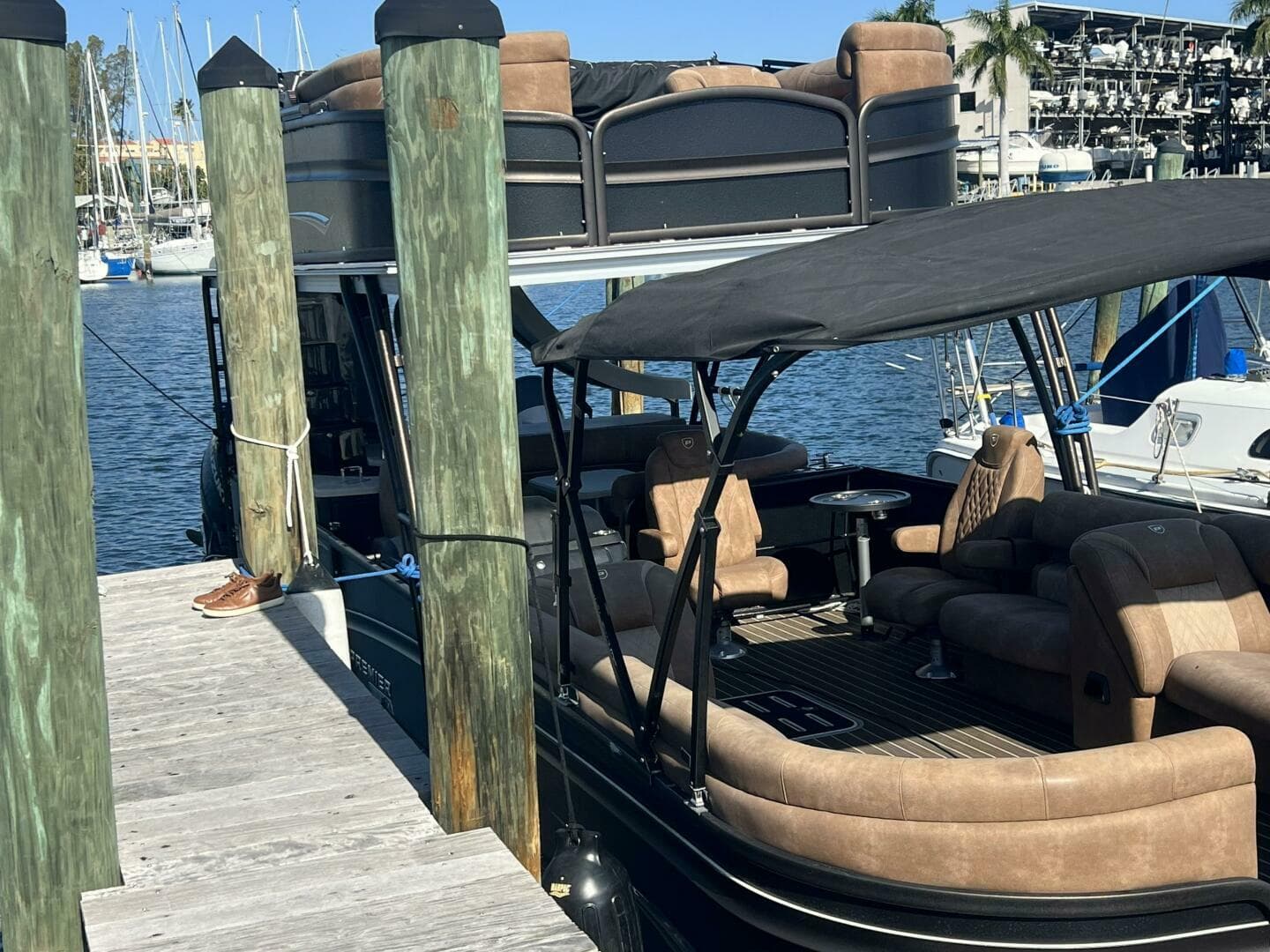 2023 Premier 330 Escalante — photo 2