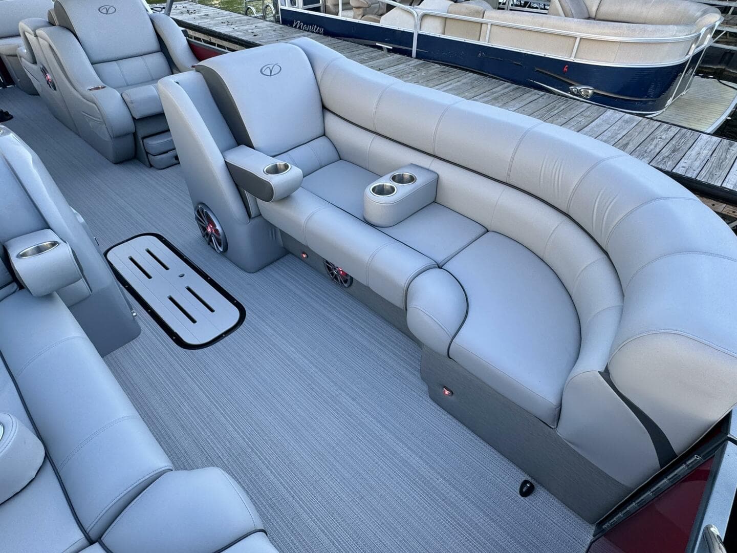 2023 Veranda Vertex Vtx 22R Tritoonfl — photo 28