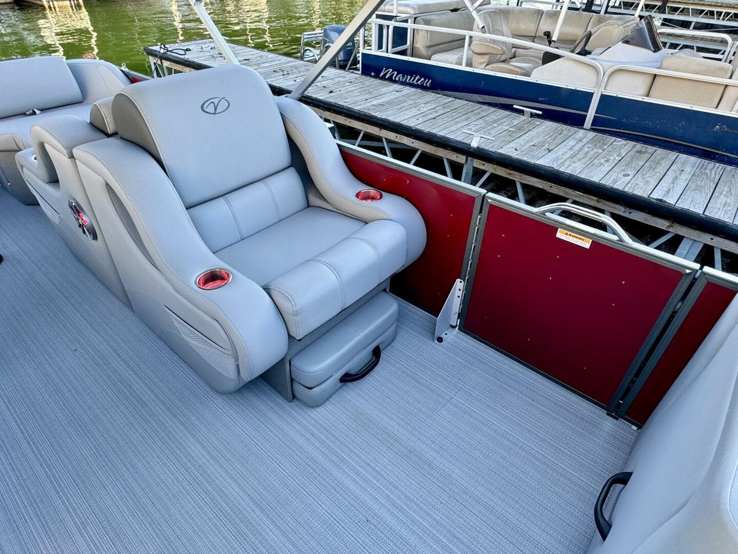 2023 Veranda Vertex Vtx 22R Tritoonfl — photo 44