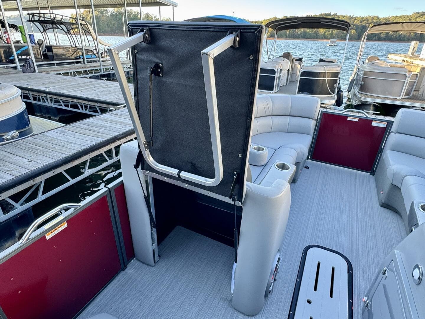 2023 Veranda Vertex Vtx 22R Tritoonfl — photo 25