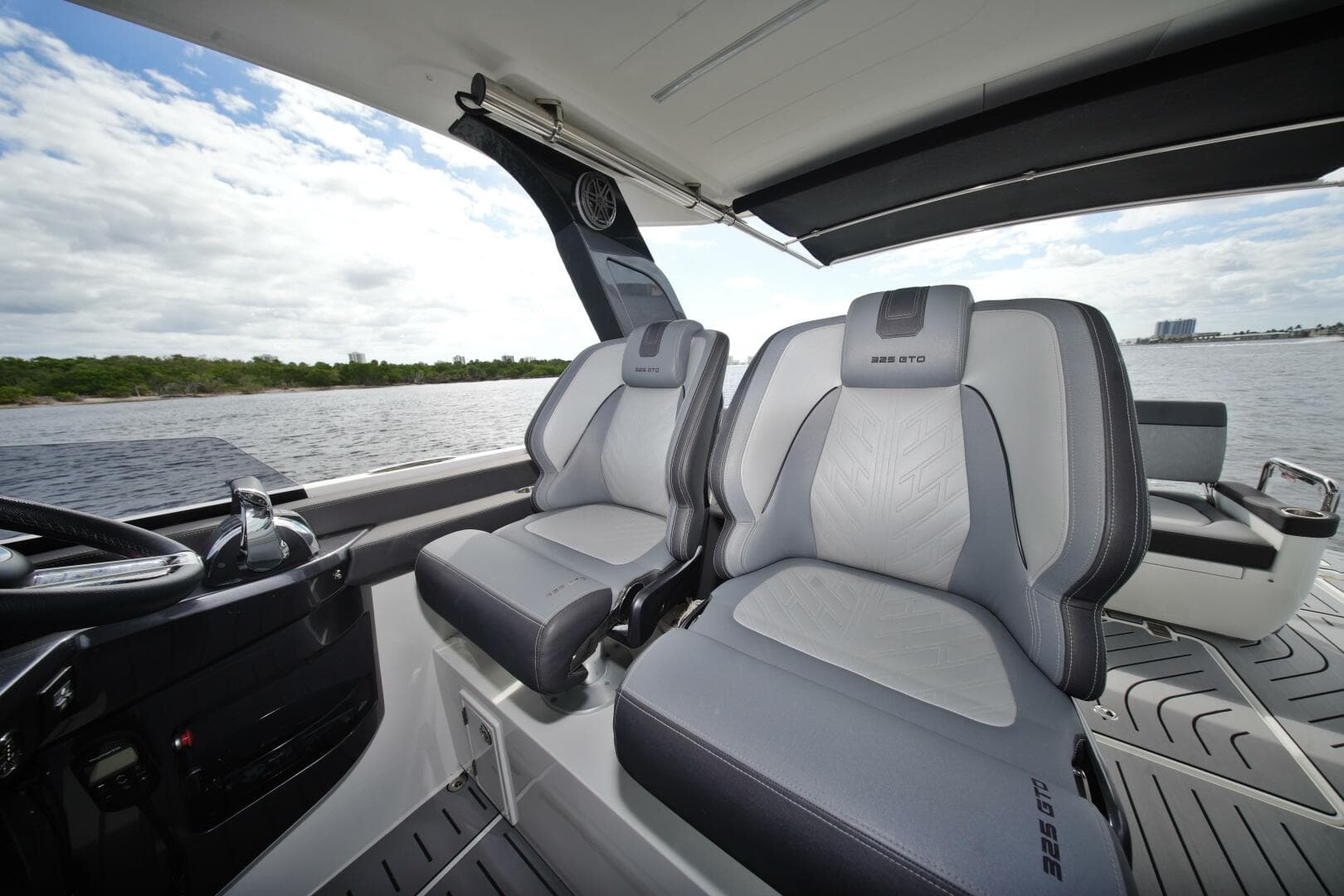 2023 Galeon — photo 20