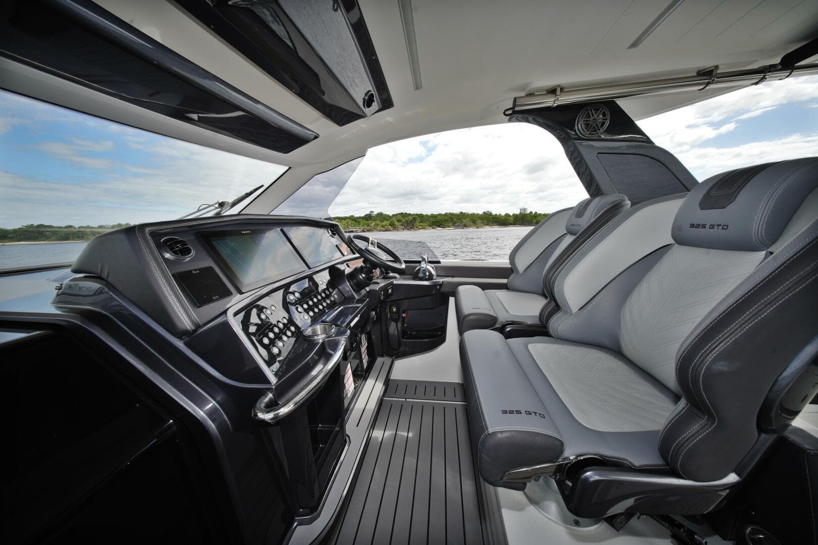 2023 Galeon — photo 19