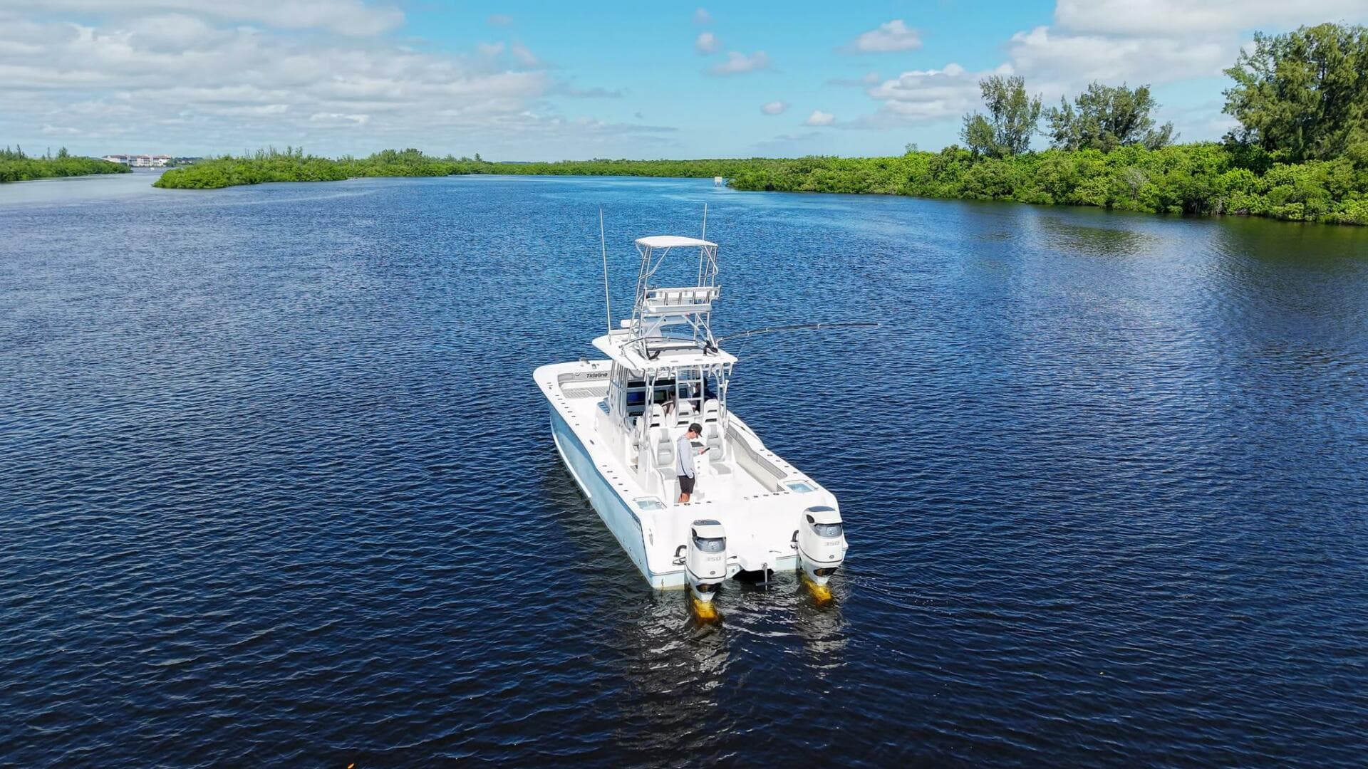 2020 Tideline Boats 365 Offshore — photo 77
