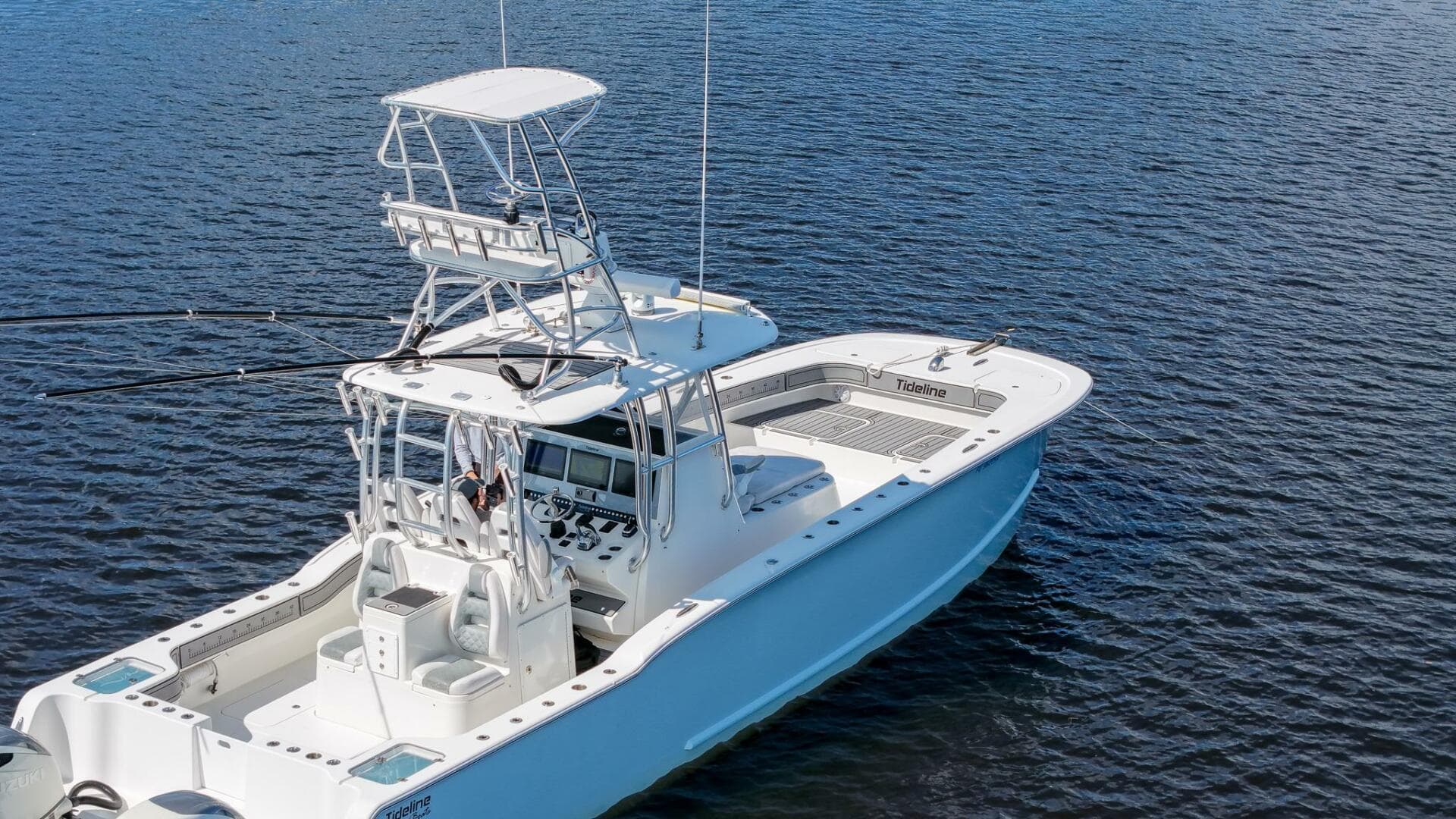 2020 Tideline Boats 365 Offshore — photo 14