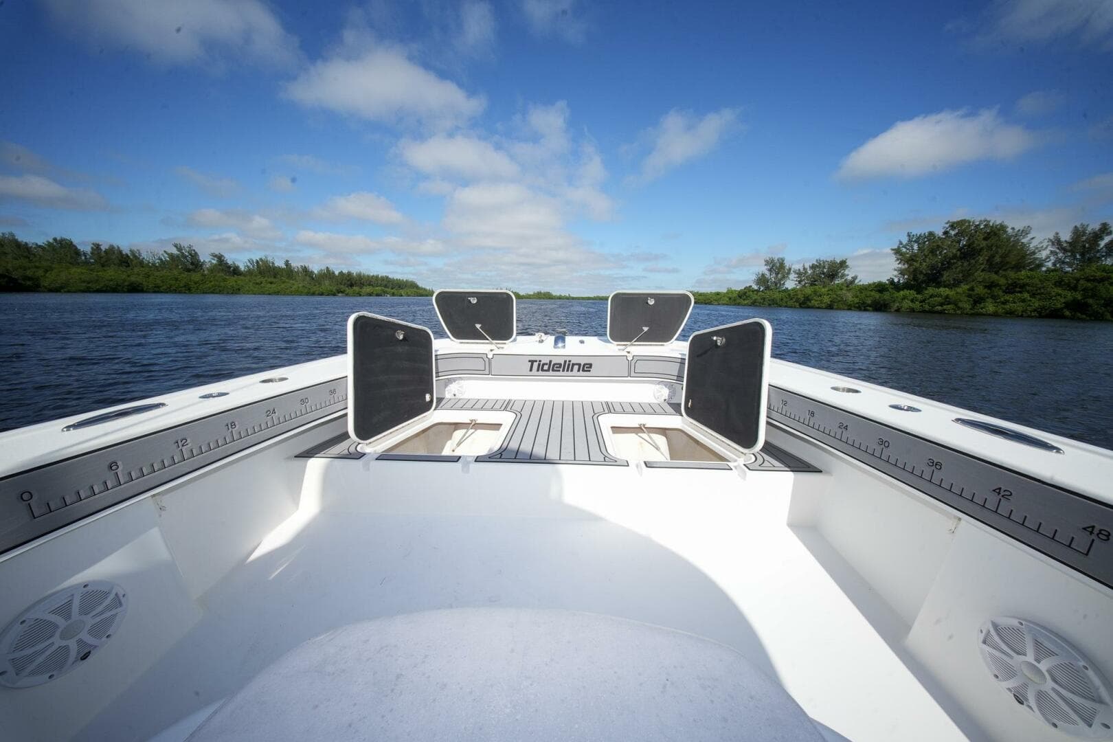 2020 Tideline Boats 365 Offshore — photo 40