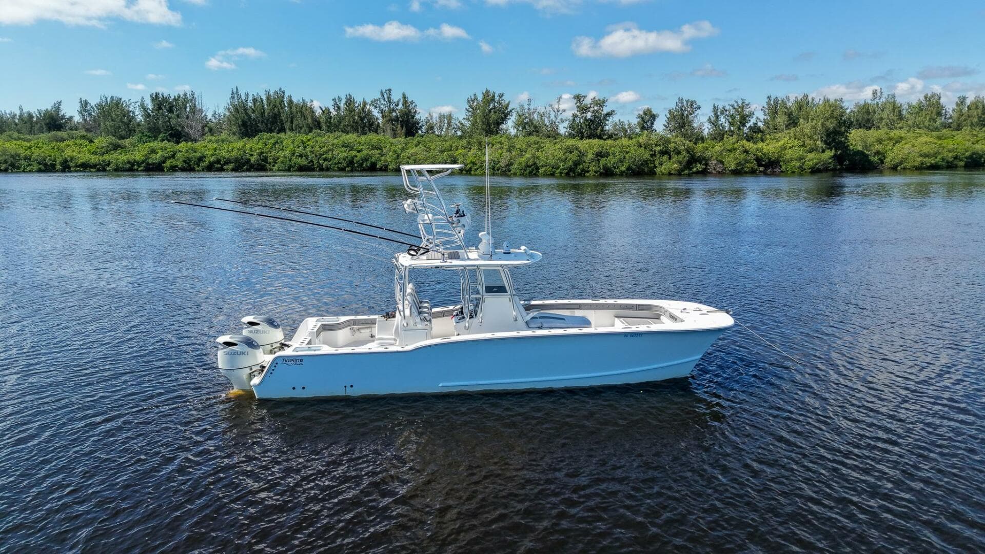 2020 Tideline Boats 365 Offshore — photo 3