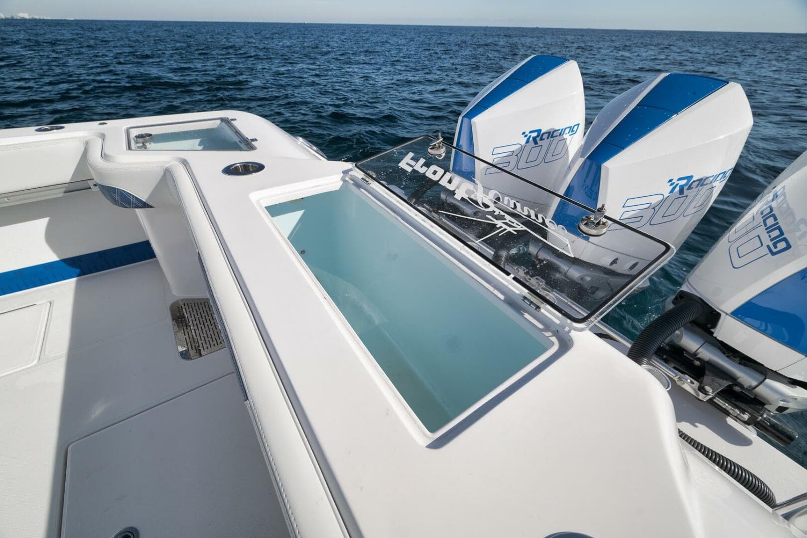 2022 Front Runner 36 CC — photo 39