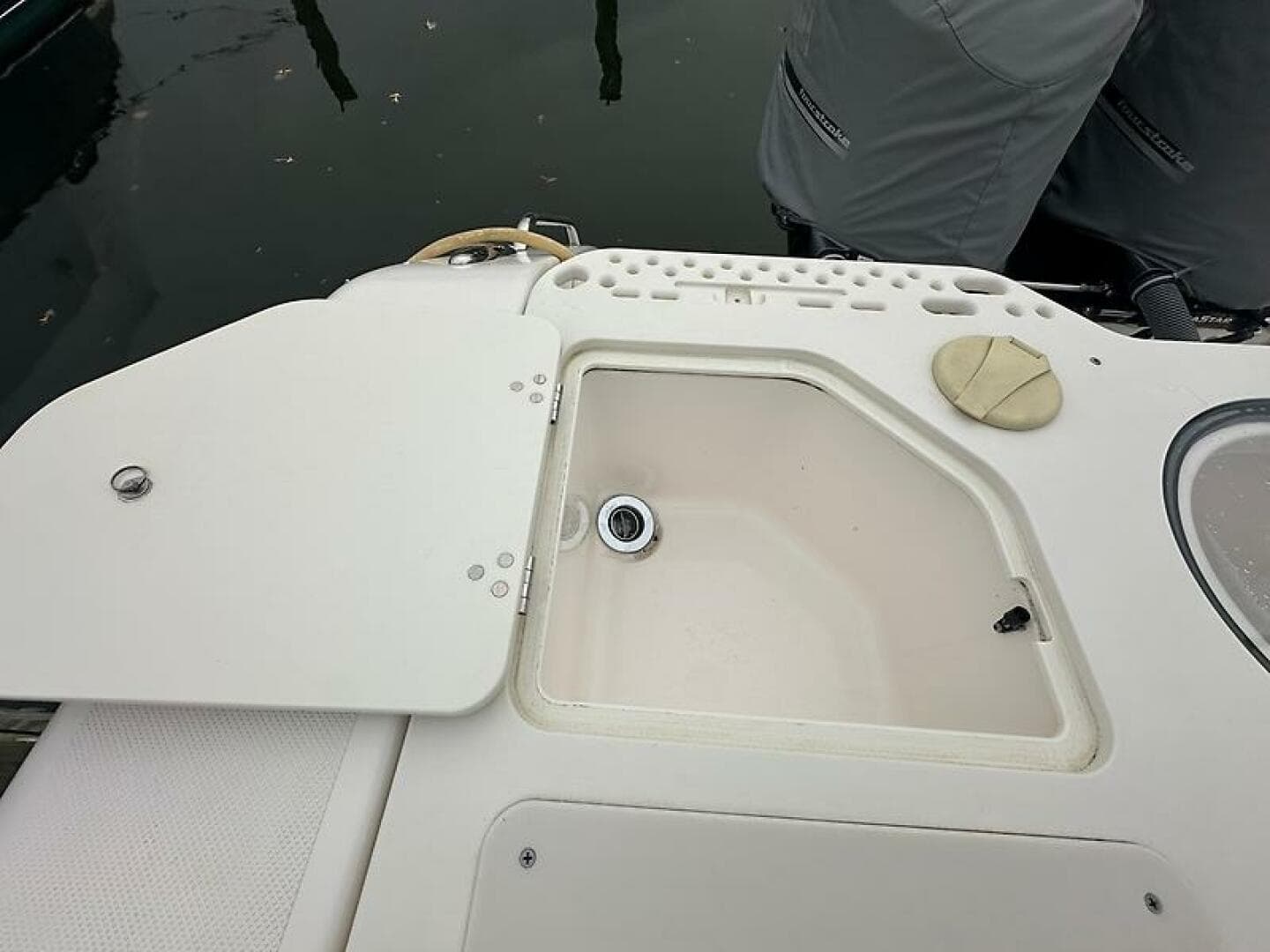 2017 Pursuit S 280 Center Console — photo 17