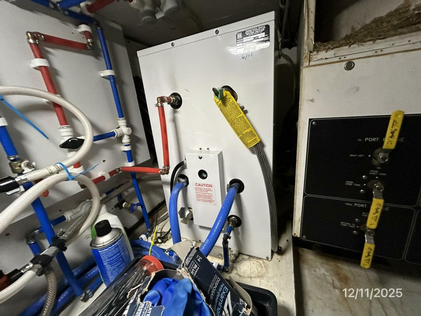 1998 Bayliner 4788 — photo 70