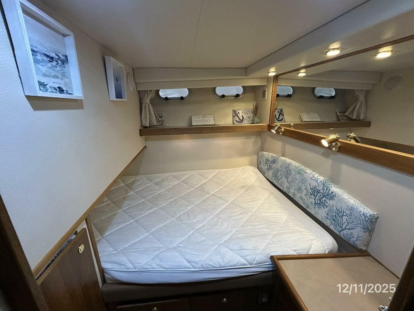 1998 Bayliner 4788 — photo 60