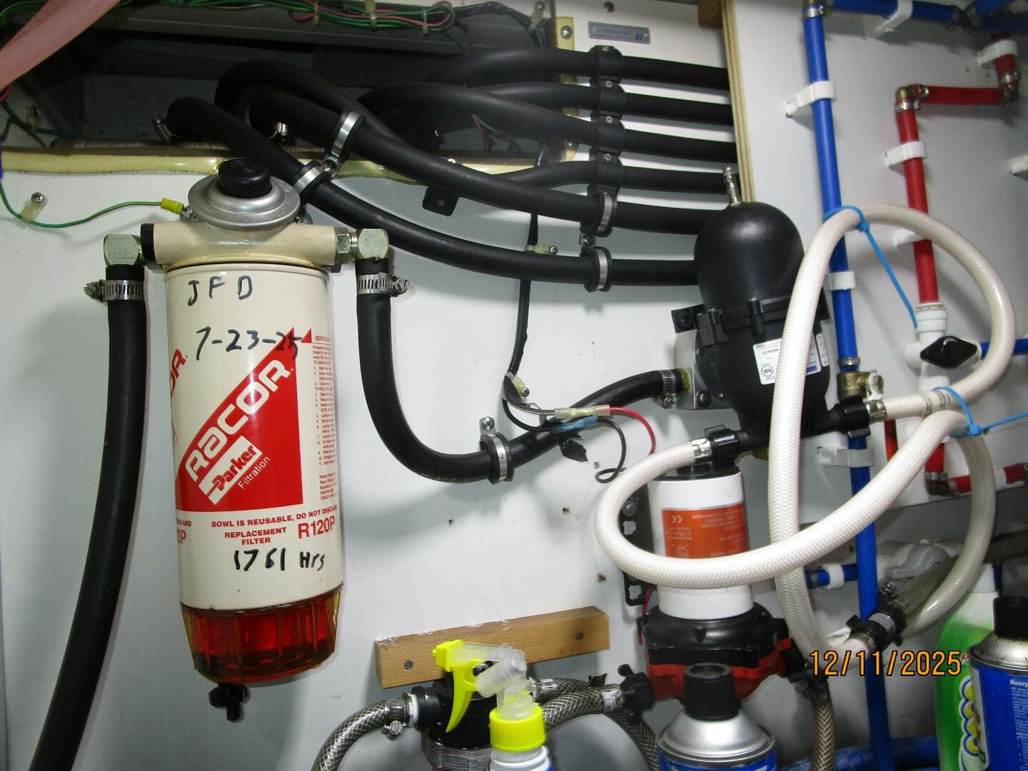 1998 Bayliner 4788 — photo 68