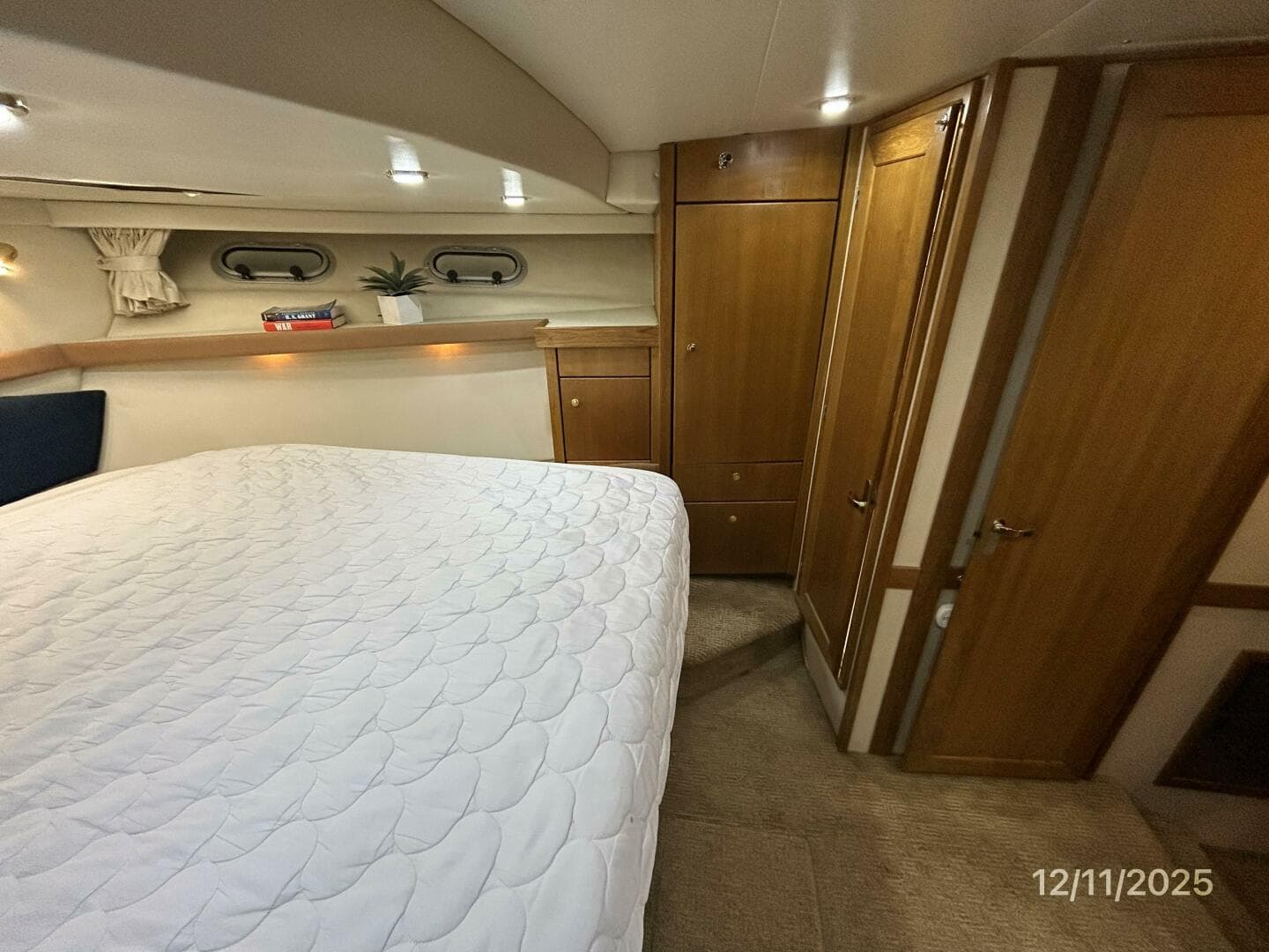 1998 Bayliner 4788 — photo 55