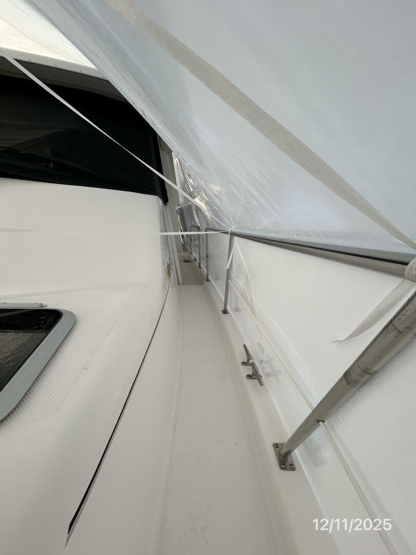 1998 Bayliner 4788 — photo 8