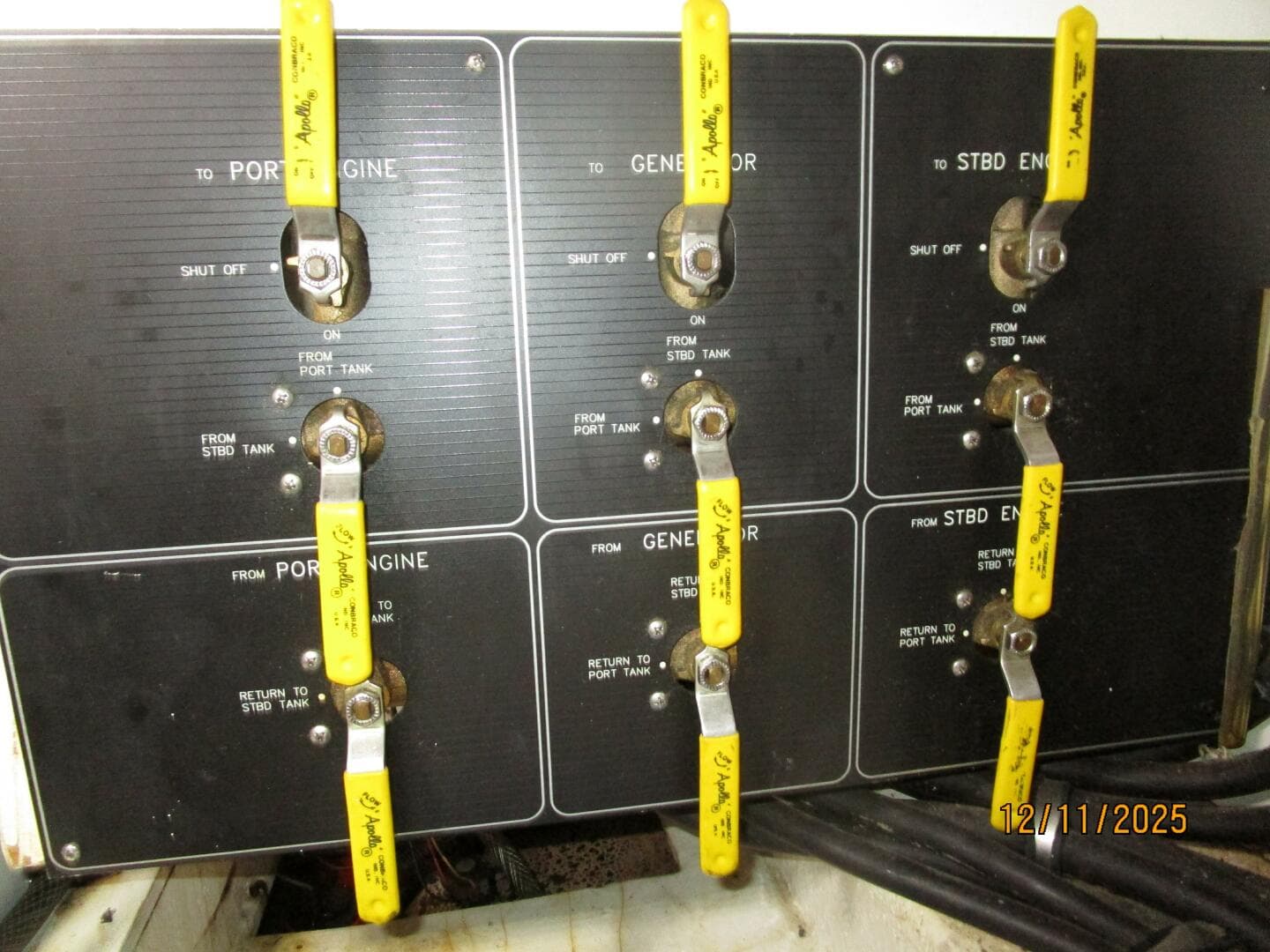 1998 Bayliner 4788 — photo 67