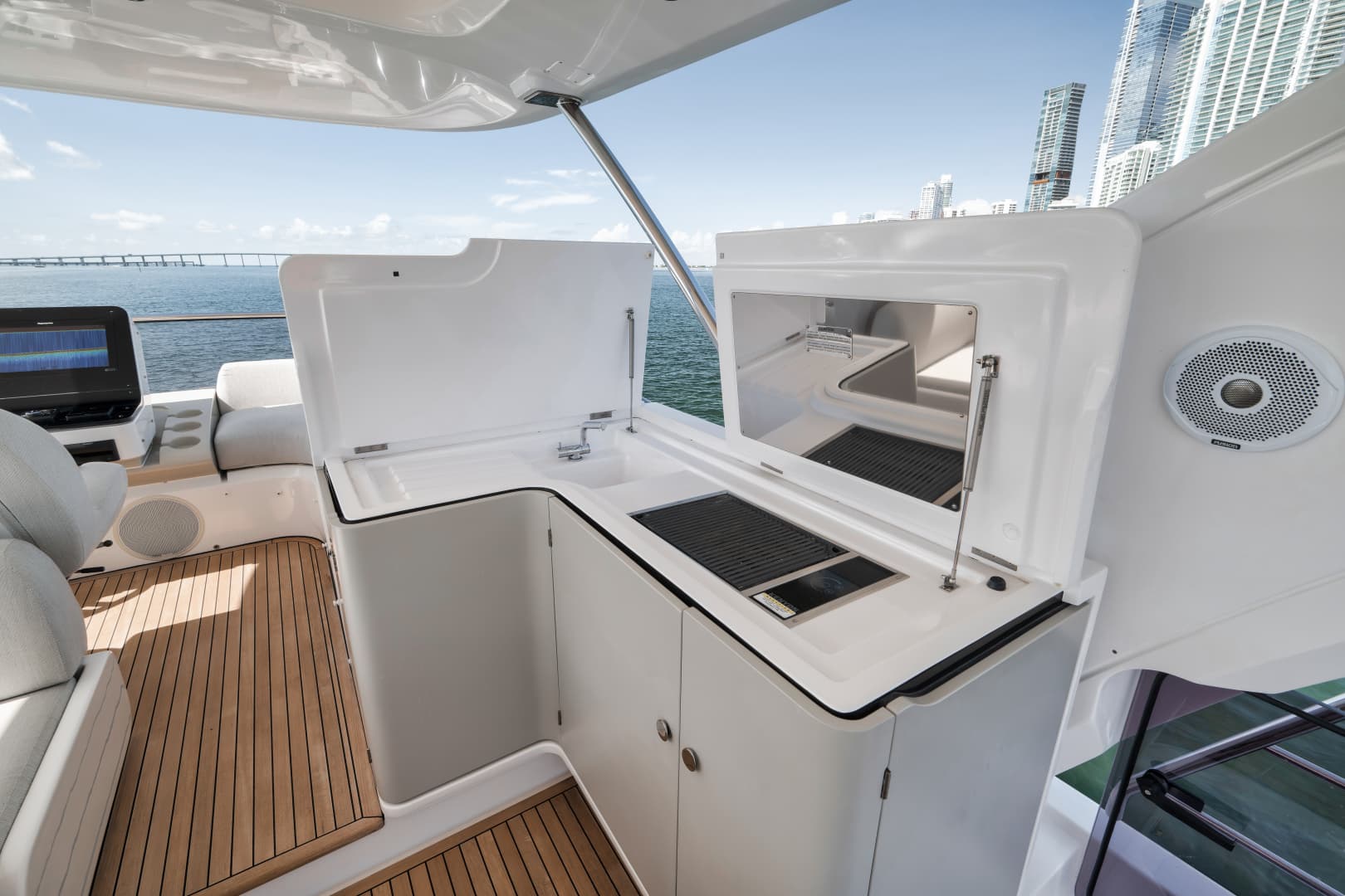 2022 Azimut Flybridge — photo 29