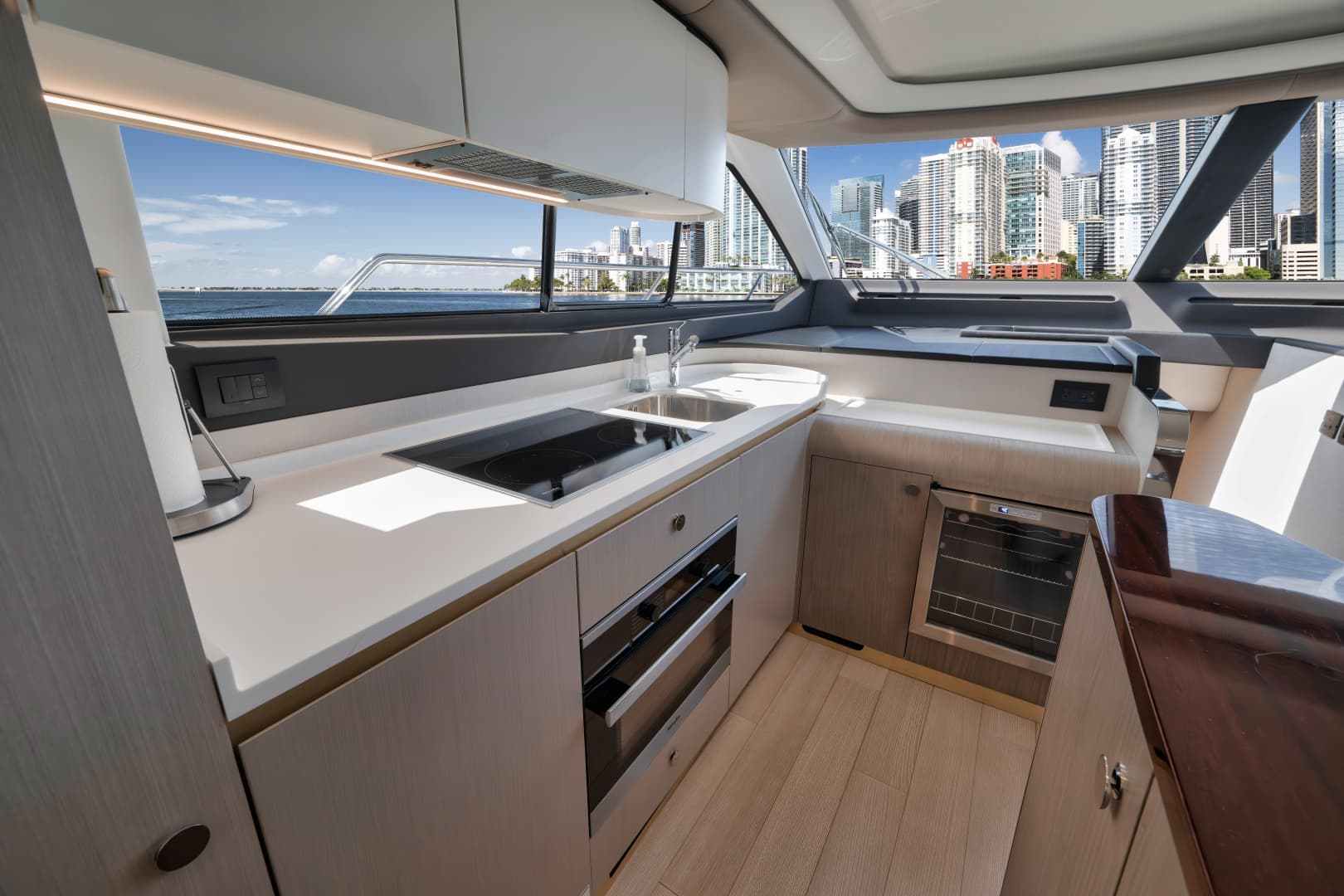 2022 Azimut Flybridge — photo 47