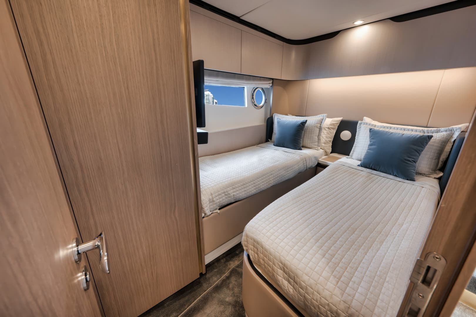 2022 Azimut Flybridge — photo 57