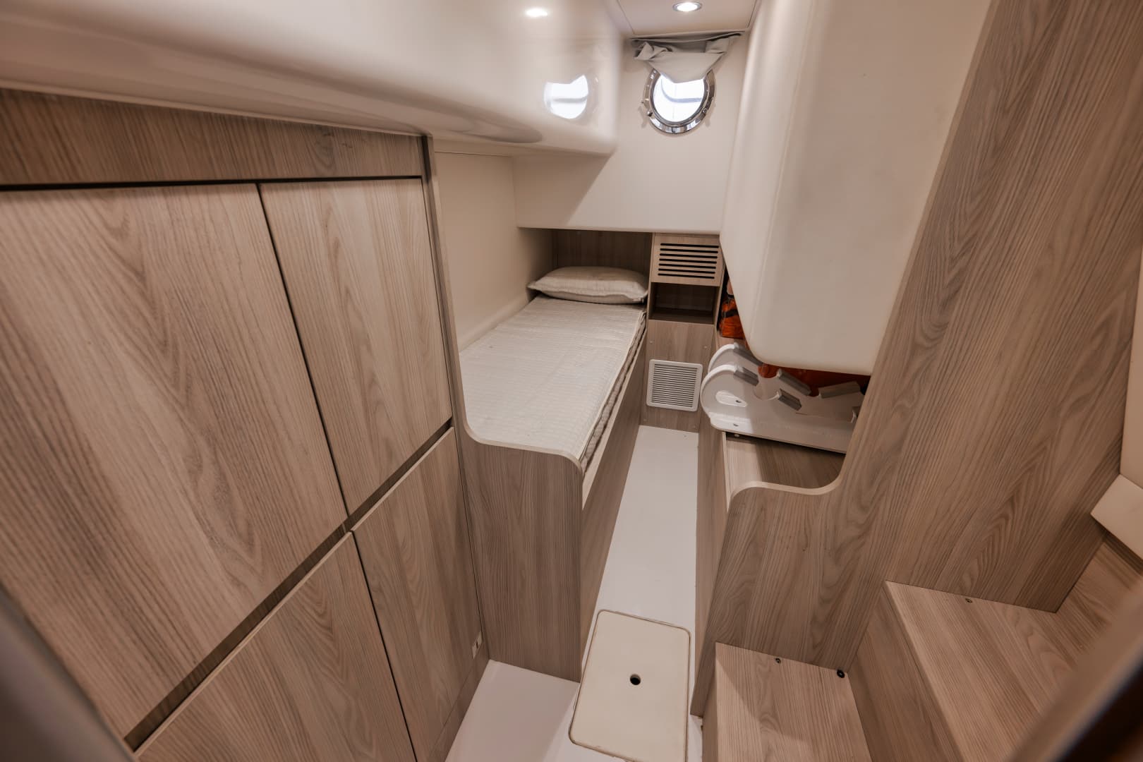 2022 Azimut Flybridge — photo 59