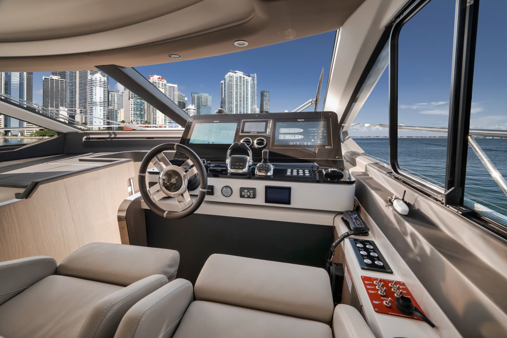 2022 Azimut Flybridge — photo 42