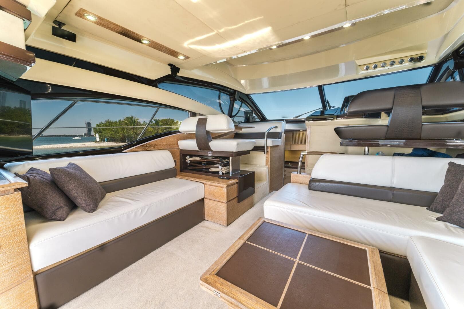 2011 Azimut 48 Flybridge — photo 13