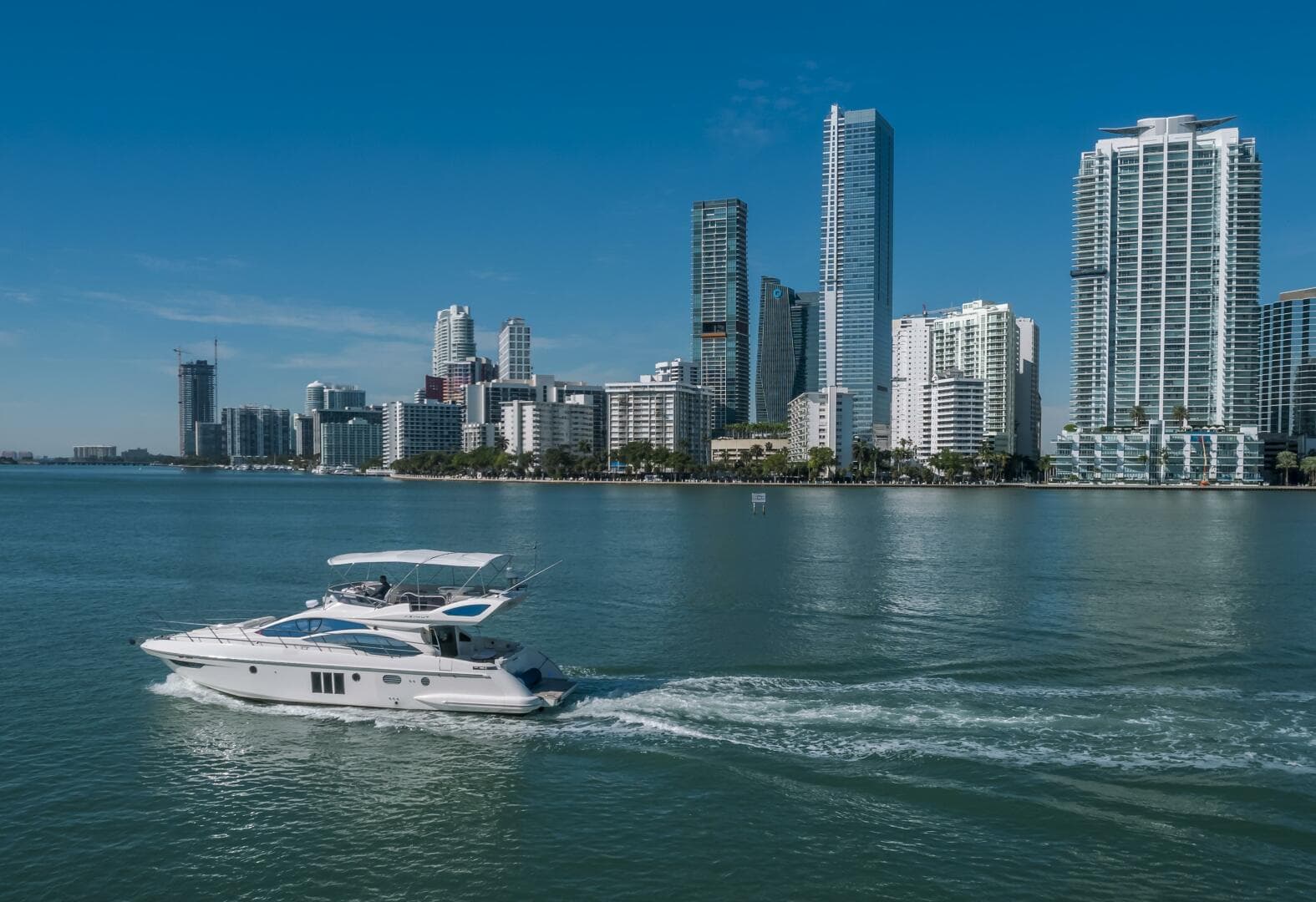 2011 Azimut 48 Flybridge — photo 5