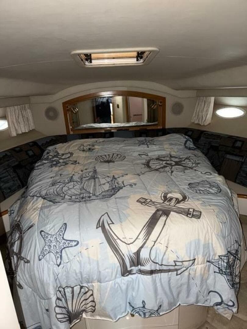 1997 Sea Ray 400 Sedan Bridge — photo 10