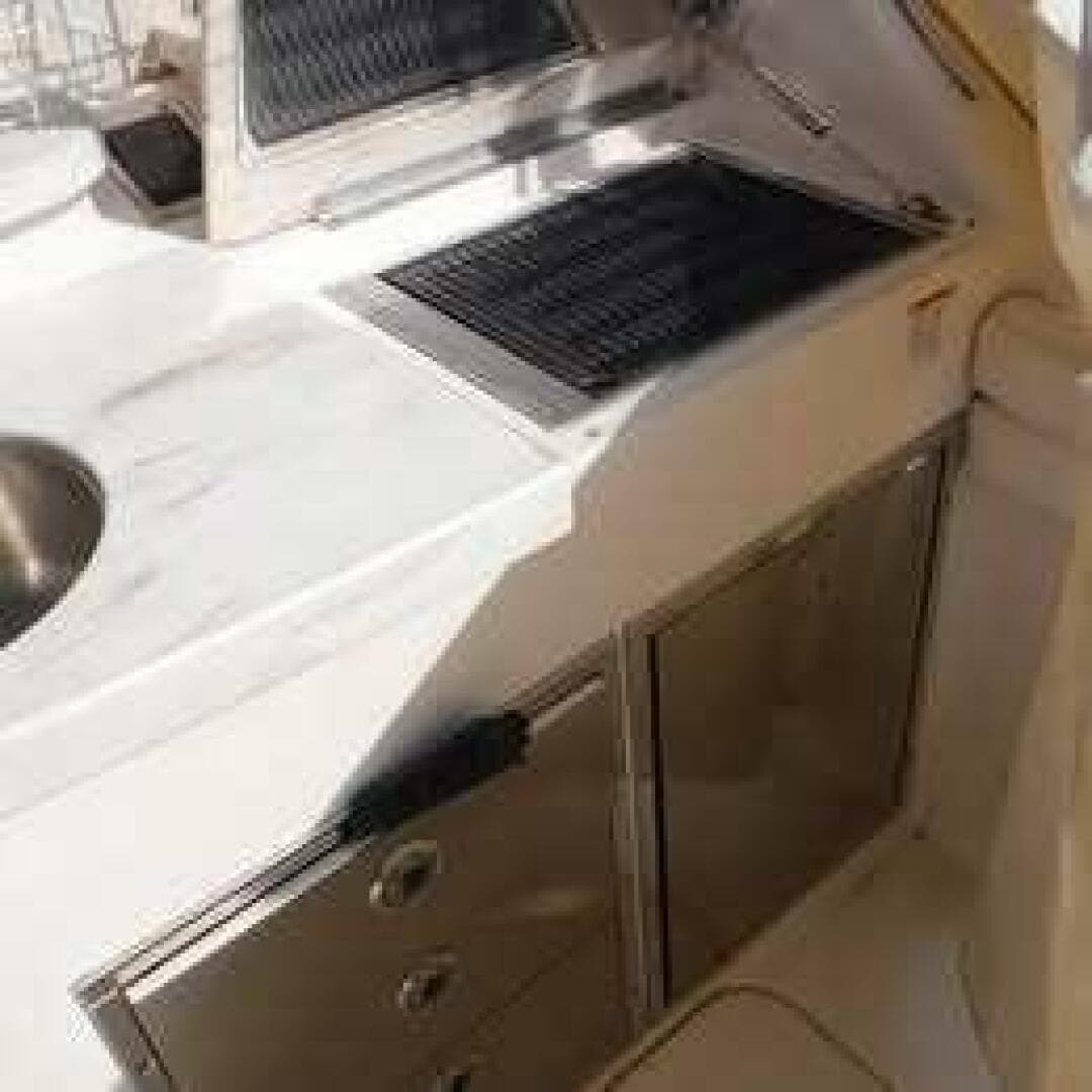 2016 Grady-White 335 Freedom, 109 Hours — photo 6