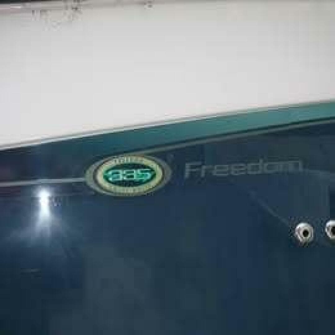 2014 Grady-White 335 Freedom — photo 17