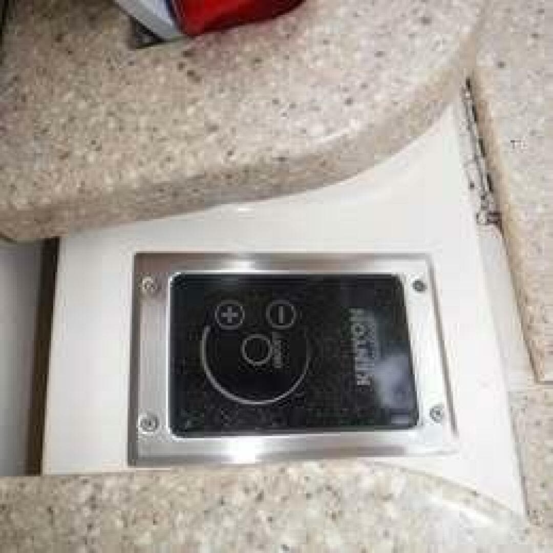 2014 Grady-White 335 Freedom — photo 6