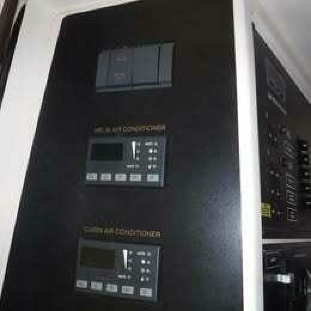 2014 Grady-White 335 Freedom — photo 7