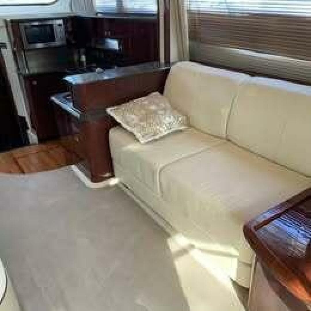 2007 Sea Ray 529 Sedan Bridge — photo 3