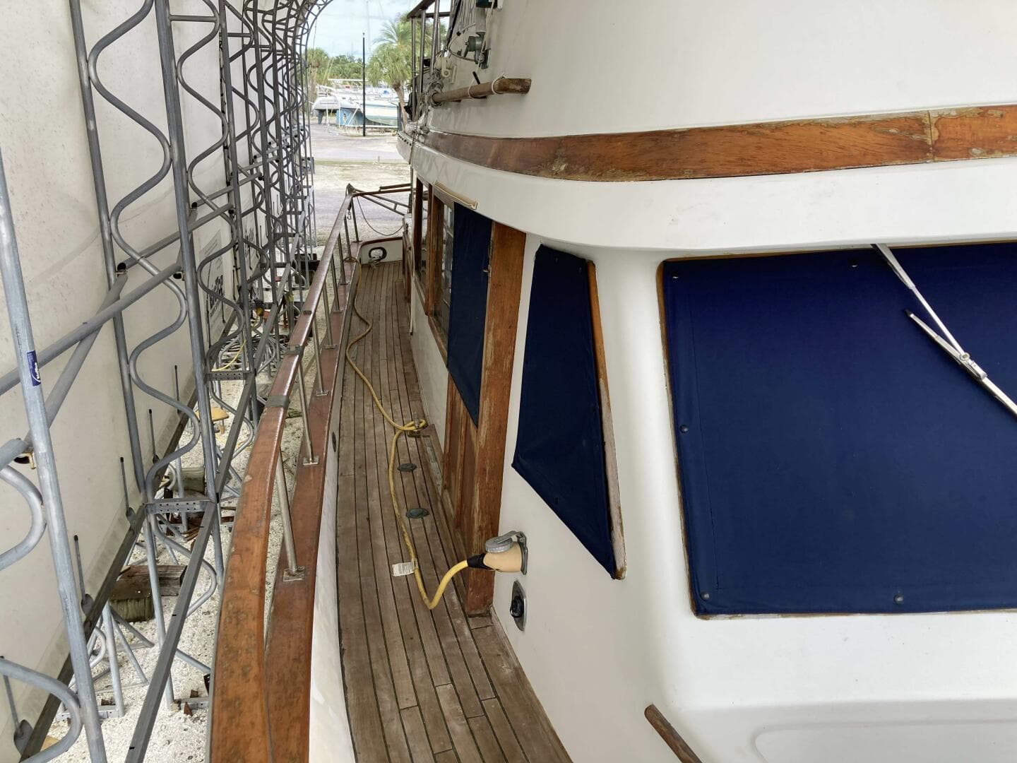 1981 Albin Double Cabin — photo 8