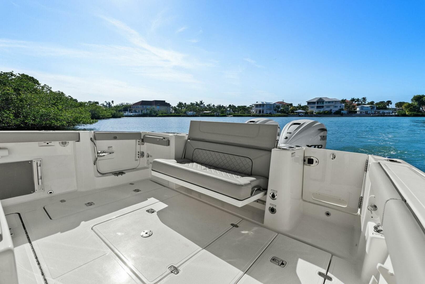 2024 Pursuit S358 — photo 31