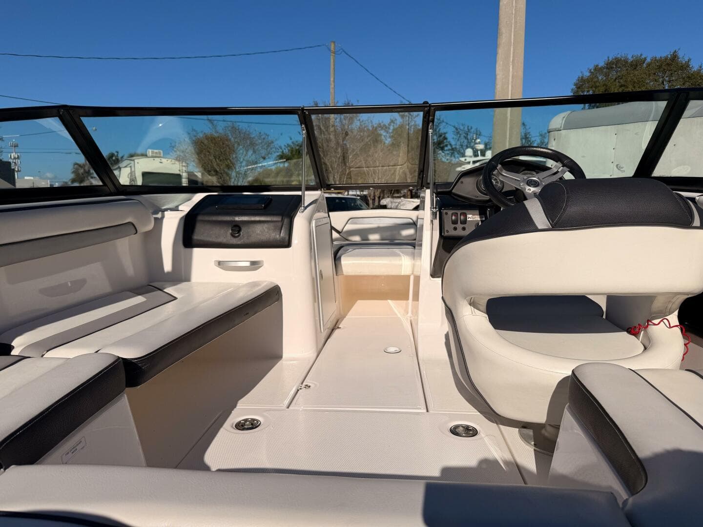 2017 Yamaha Boats Ar 195 — photo 12