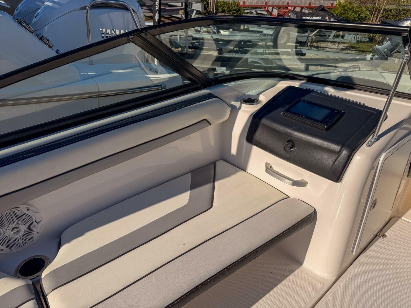 2017 Yamaha Boats Ar 195 — photo 13