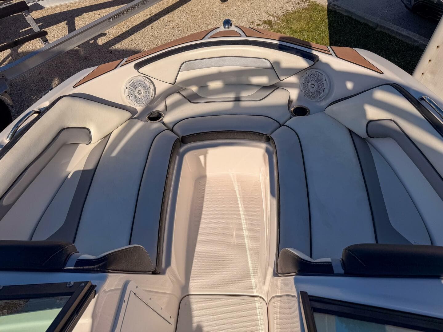 2017 Yamaha Boats Ar 195 — photo 6