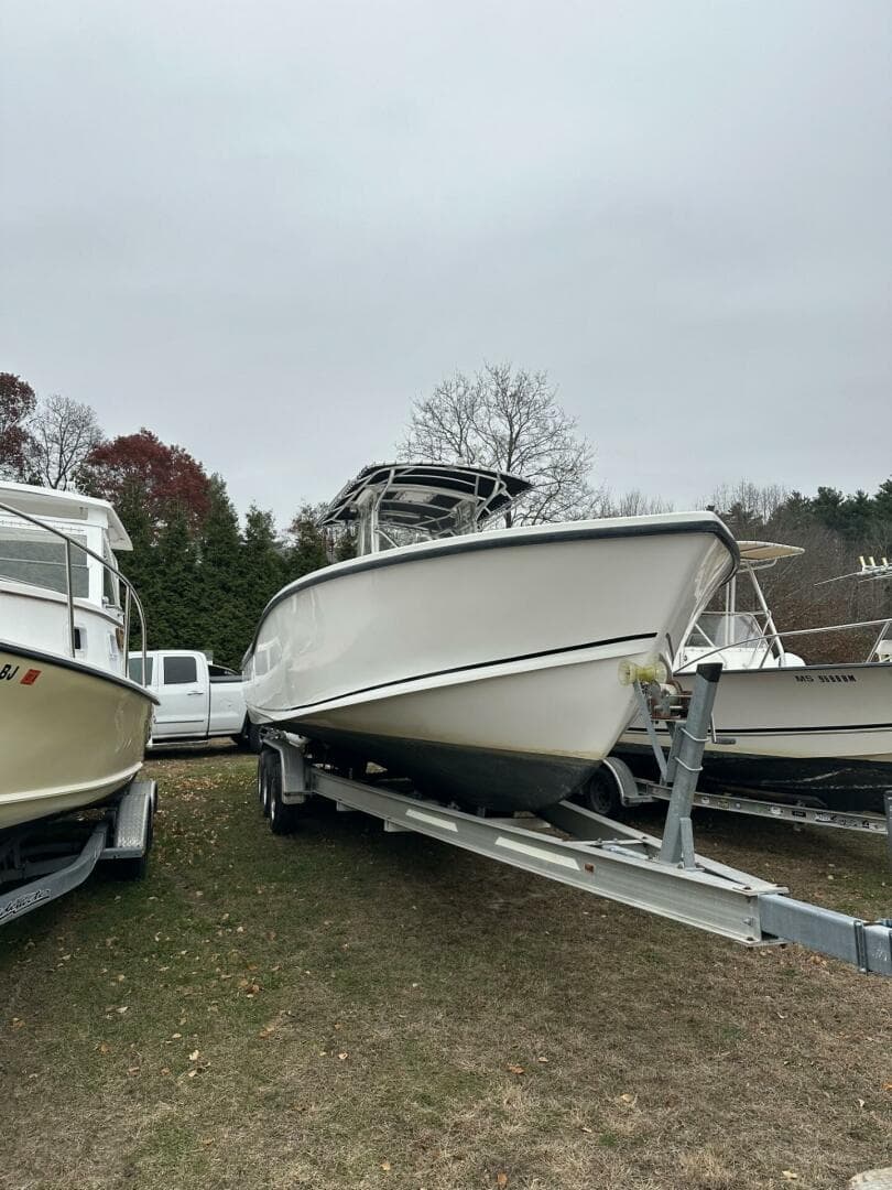 2004 Ocean Master 31 Center Console