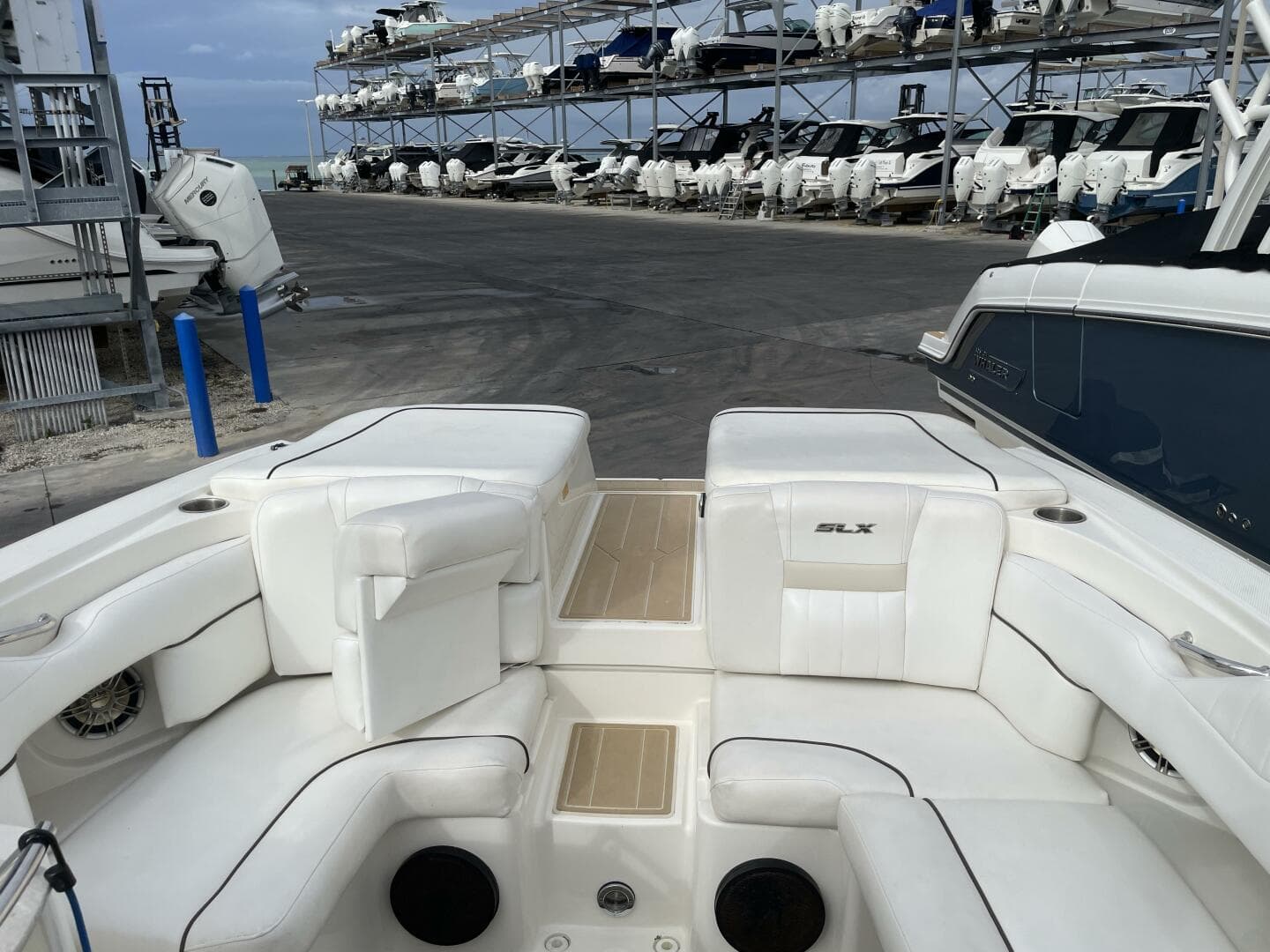 2008 Sea Ray 270 Slx — photo 19