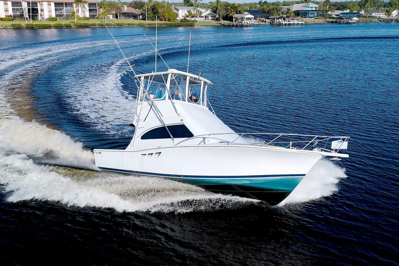 1998 Luhrs 36 Convertible — photo 8