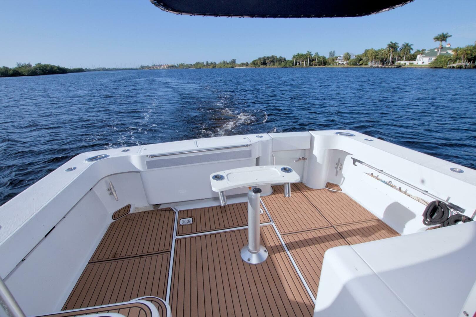 1998 Luhrs 36 Convertible — photo 13