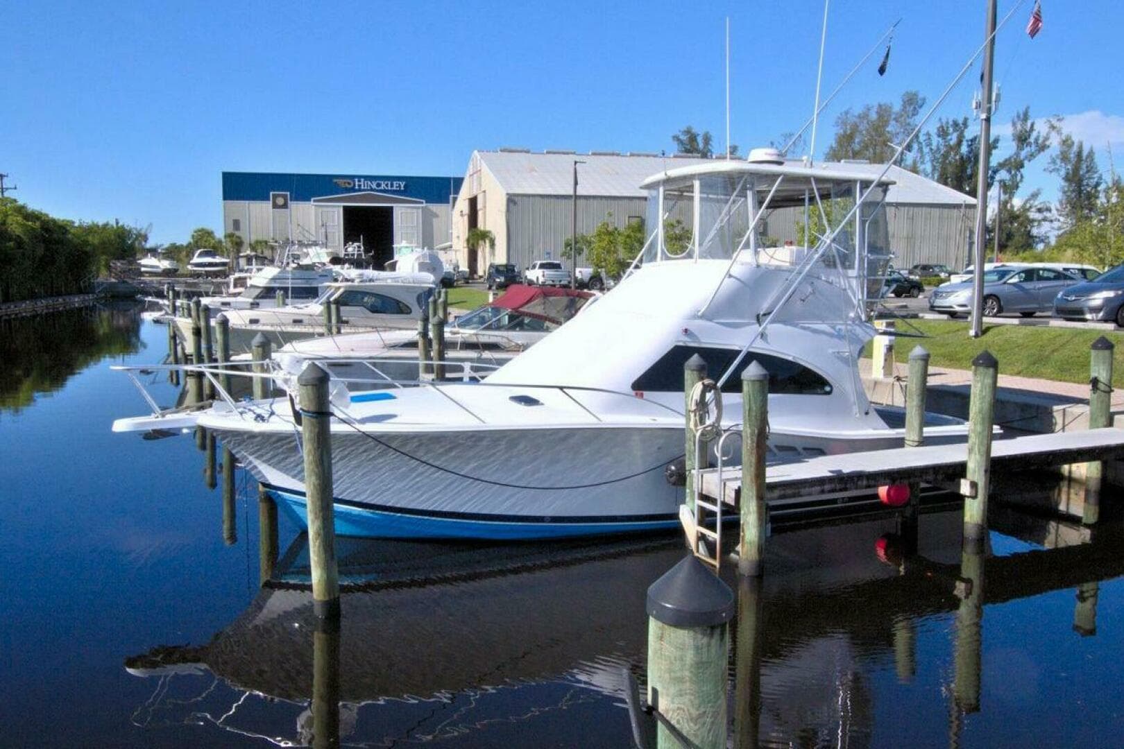 1998 Luhrs 36 Convertible — photo 74