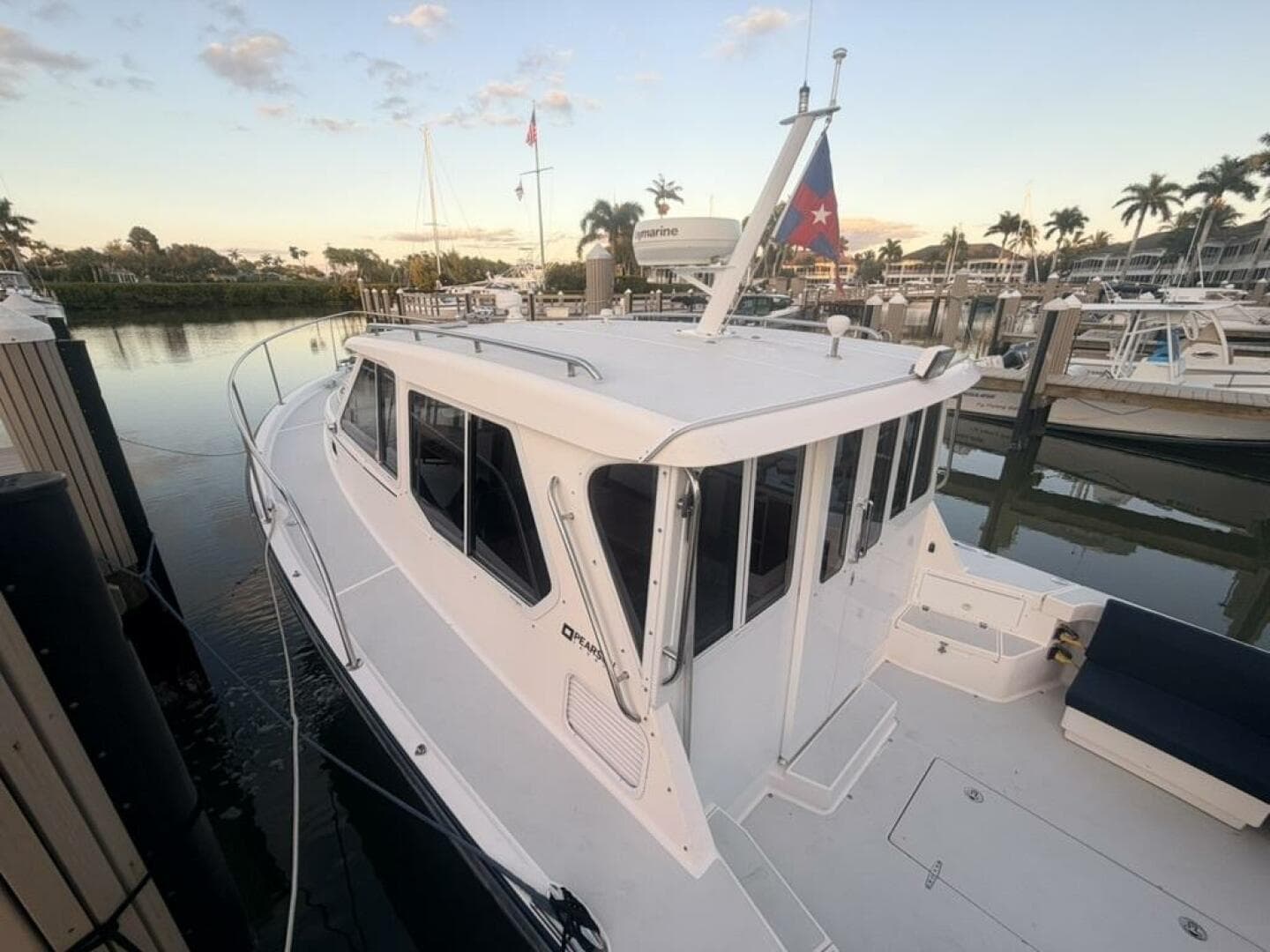 2006 True North 38 Heritage Edition — photo 10