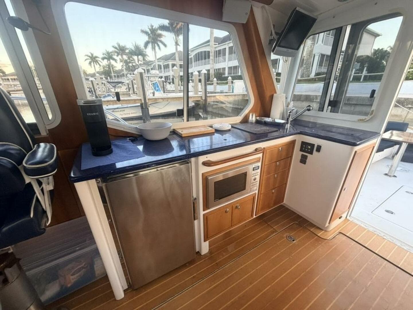 2006 True North 38 Heritage Edition — photo 15