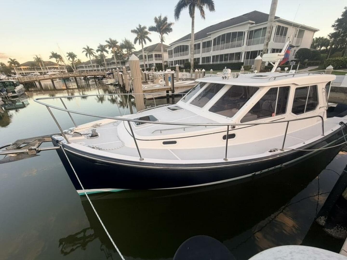 2006 True North 38 Heritage Edition — photo 7