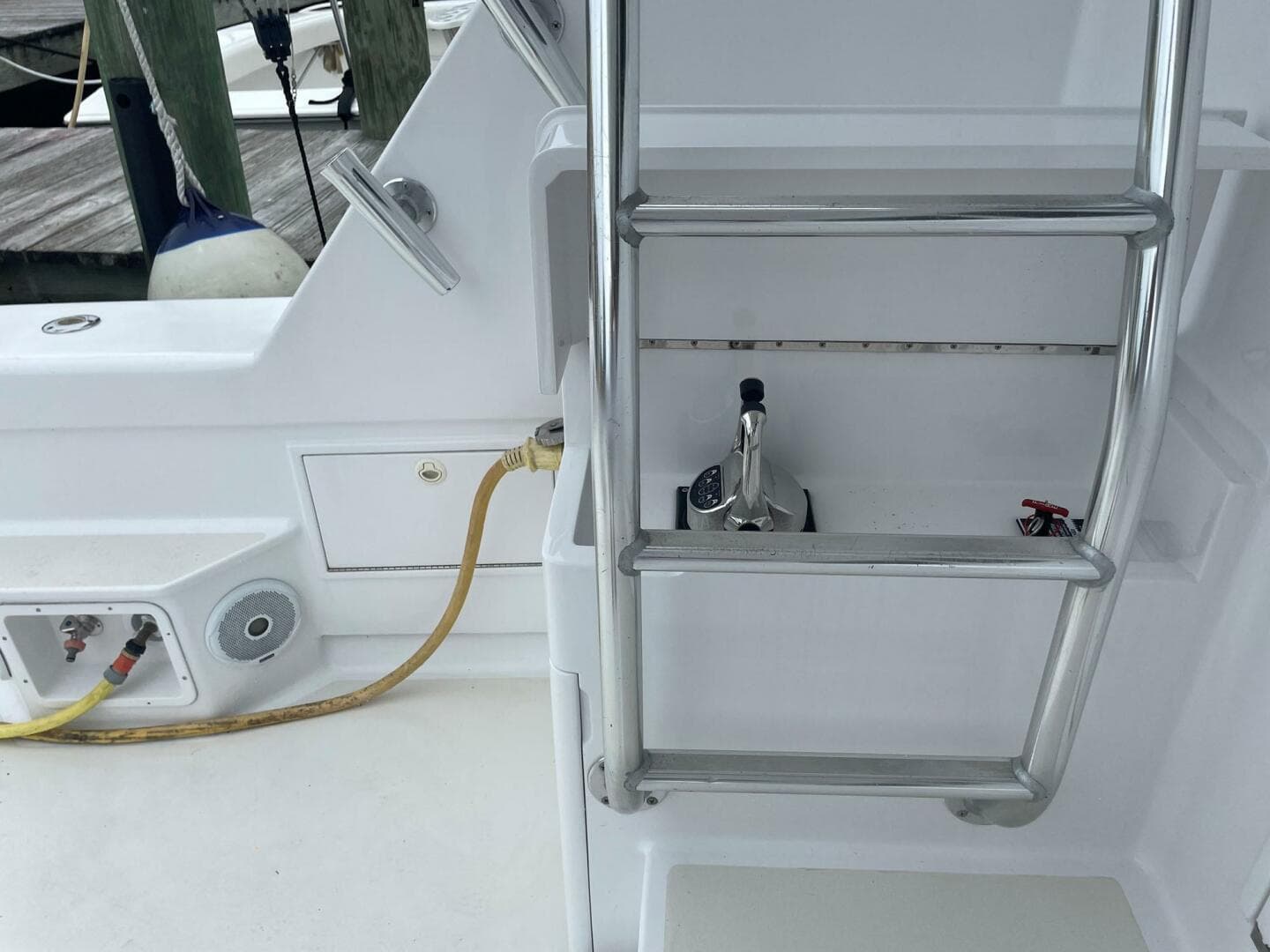 2001 Custom Carolina Lydia 57 Sportfish — photo 39