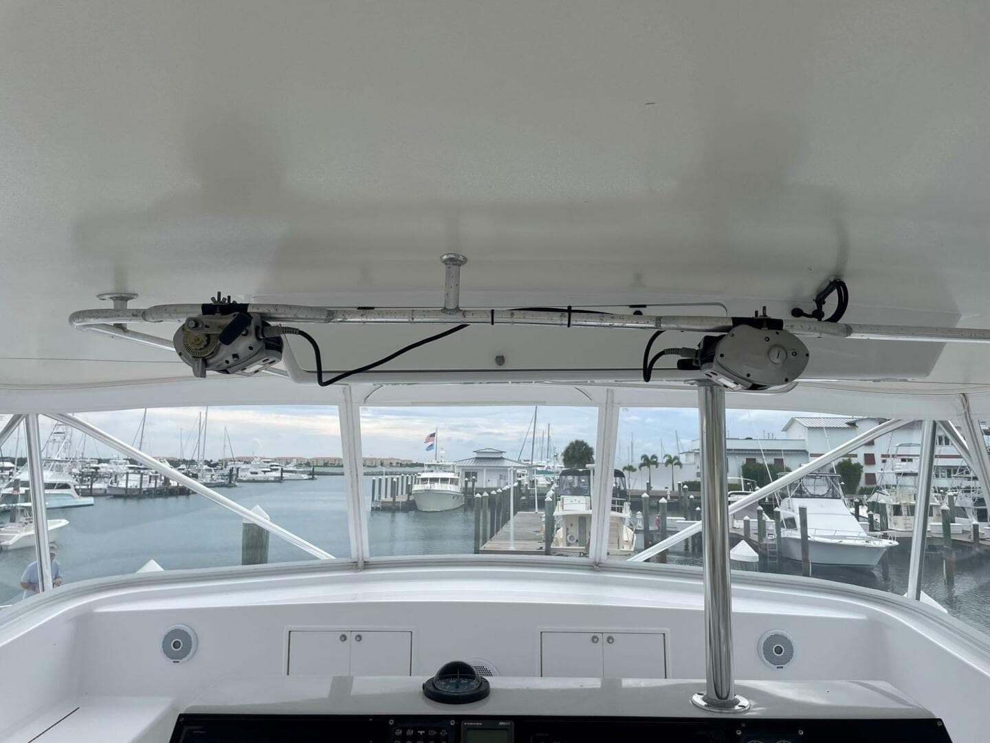2001 Custom Carolina Lydia 57 Sportfish — photo 26
