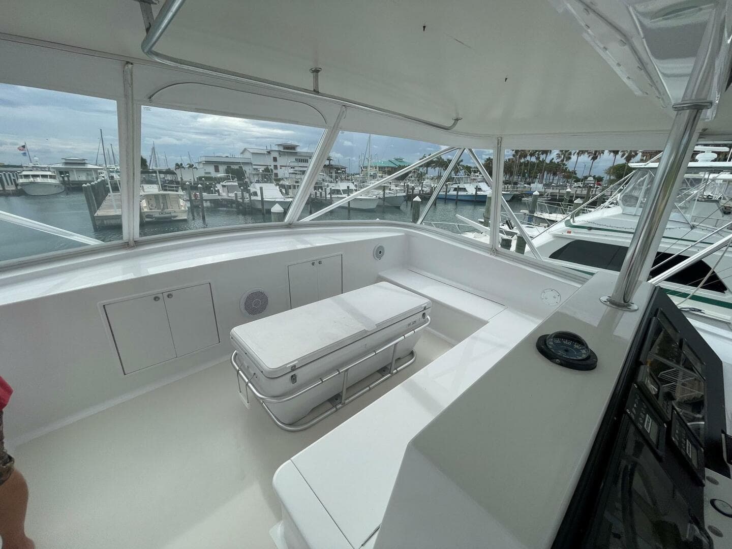 2001 Custom Carolina Lydia 57 Sportfish — photo 30